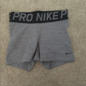 Heather grey Nike pro spandex